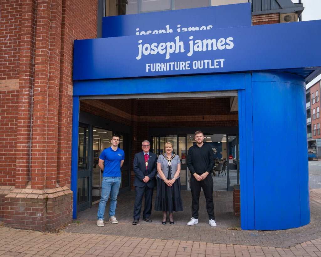 Joe Shenton with Mayor & Mayoress outside Joseph James Furniture Outlet